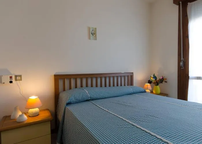 Cortina 2-22 * 리도 디 폼포사